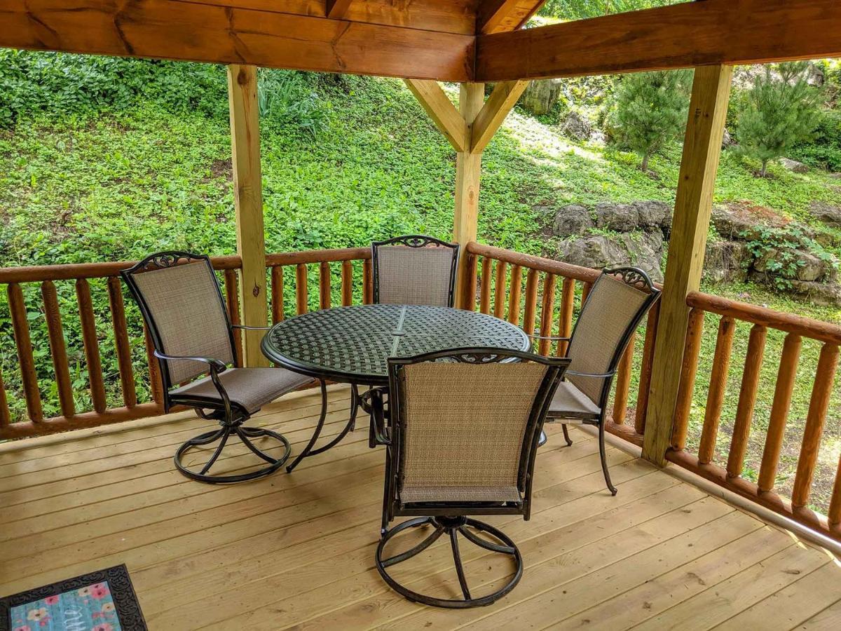 Elise Cabin Forest Retreat 5 Mins To Downtown Чаттануга Экстерьер фото